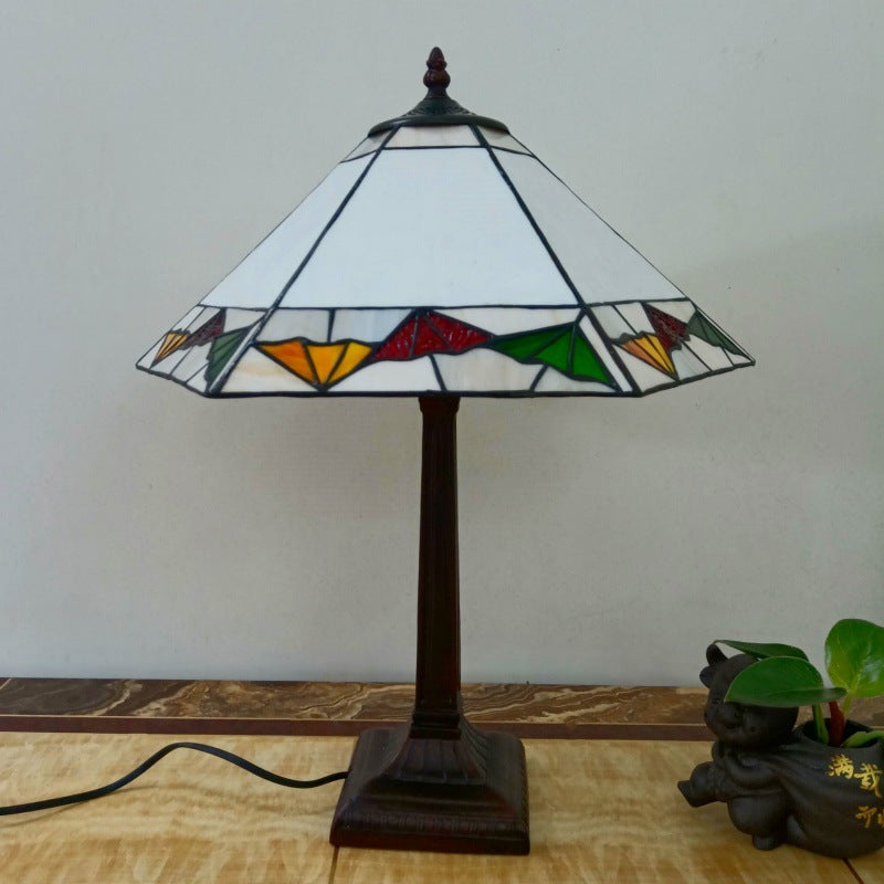 Traditional Vintage Tapered Round Square Glass Resin 1-Light Table Lamp For Living Room