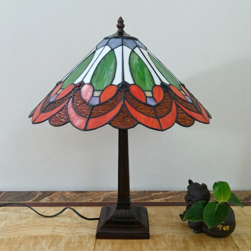 Traditional Vintage Tapered Round Square Glass Resin 1-Light Table Lamp For Living Room