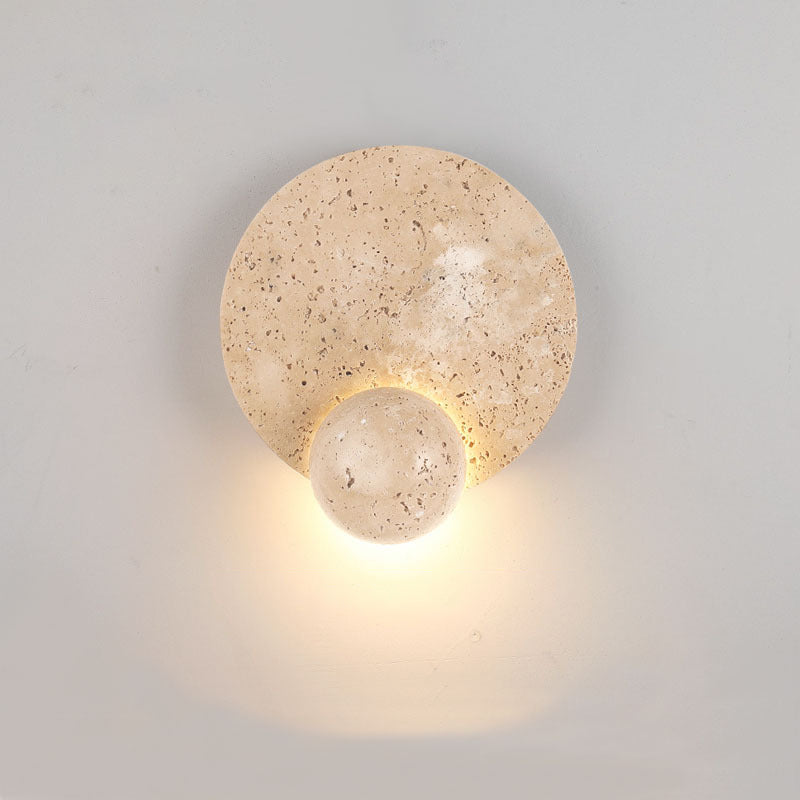 現代的なスカンジナビアのラウンドオーブイエロートラバーチンLEDウォールスコンスランプリビングルーム用