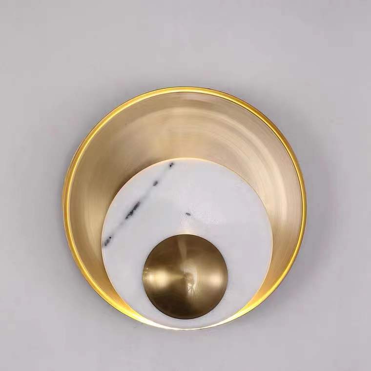 現代的なスカンジナビアの丸型金具大理石1灯壁取り付け用燭台ランプリビングルーム用
