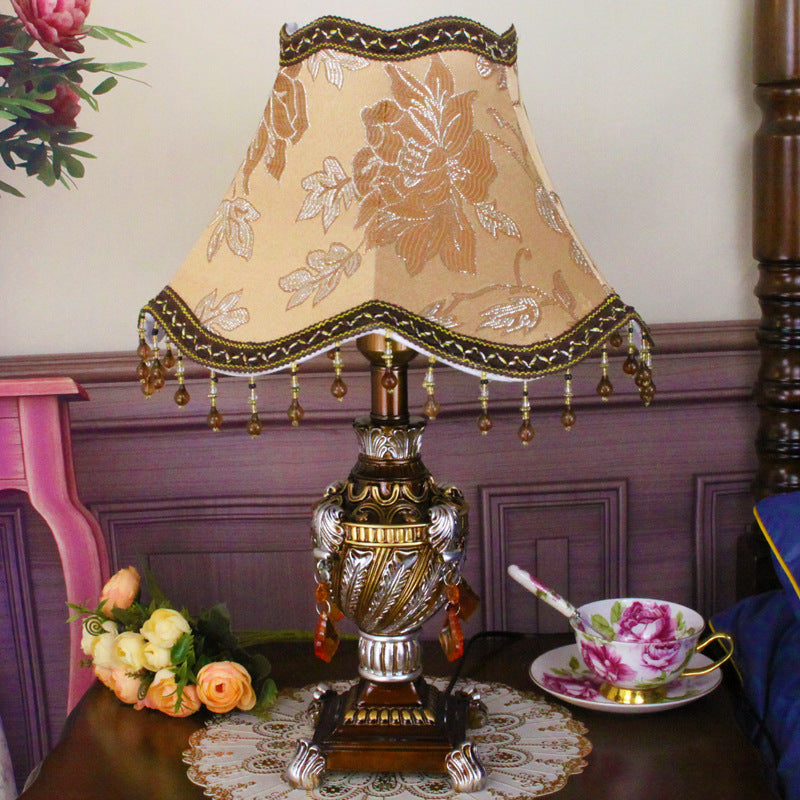 Traditional Vintage Pendant Cone Round Square Fabric Resin 1-Light Table Lamp For Living Room
