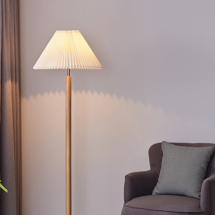 Traditional Vintage Cylinder Cone Pleated Cotton Linen Ash Wood Brass 1-Light Standing Floor Lamp For Living Room
