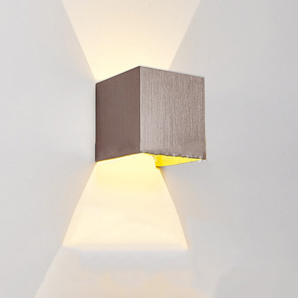 مصباح حائط LED من الألومنيوم بتصميم مستطيل بسيط وعصري لغرفة المعيشة