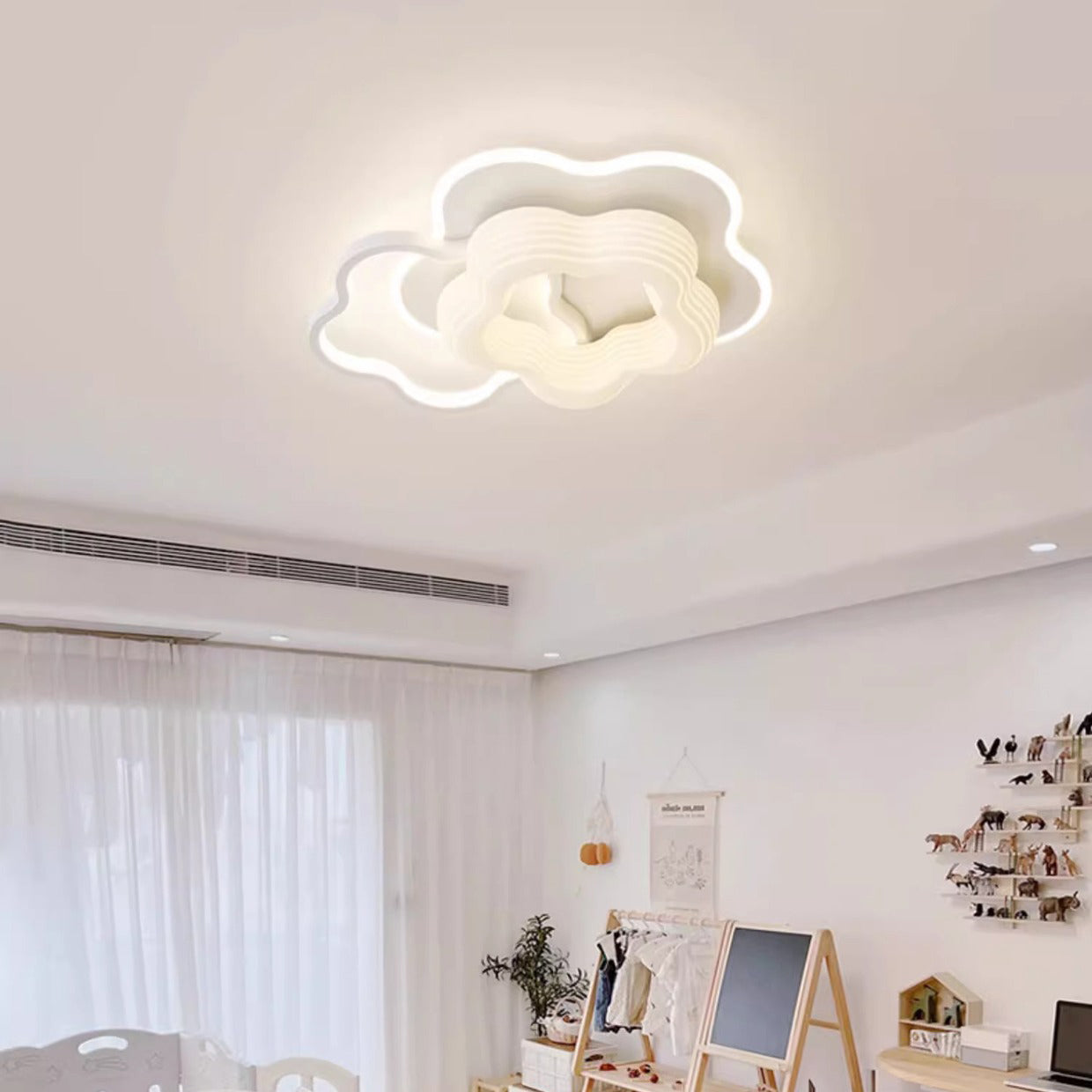 Modern Art Deco Floral Triangle Pentagram Round PE Hardware LED Flush Mount Ceiling Light For Living Room