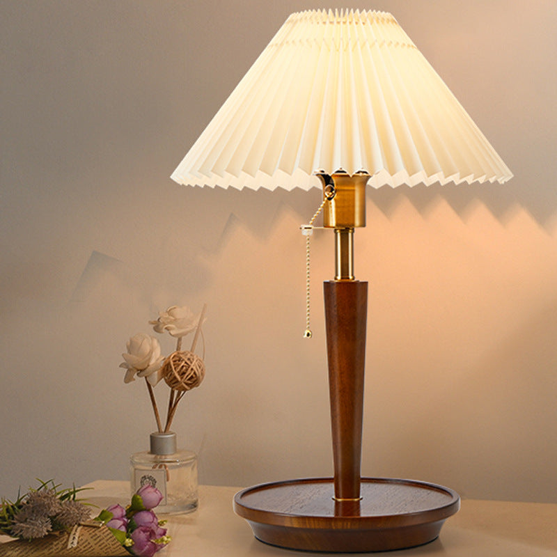 Traditional Vintage Umbrella Pleated Round Fabric Wood Hardware 1-Light Table Lamp For Living Room