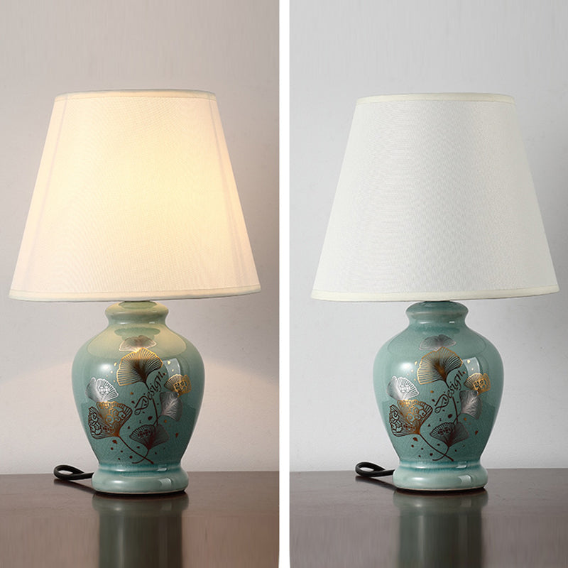 Traditional Chinese Flower Pattern Round Fan Fabric Ceramic 1-Light Table Lamp For Living Room