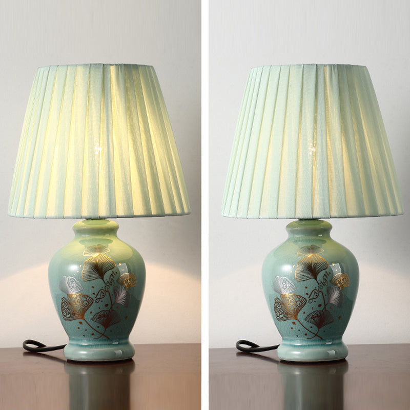 Traditional Chinese Flower Pattern Round Fan Fabric Ceramic 1-Light Table Lamp For Living Room