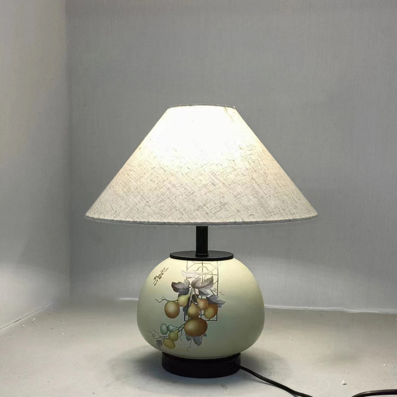 Traditional Chinese Pattern Orb Scalloped Fabric Ceramic 1-Light Table Lamp For Living Room