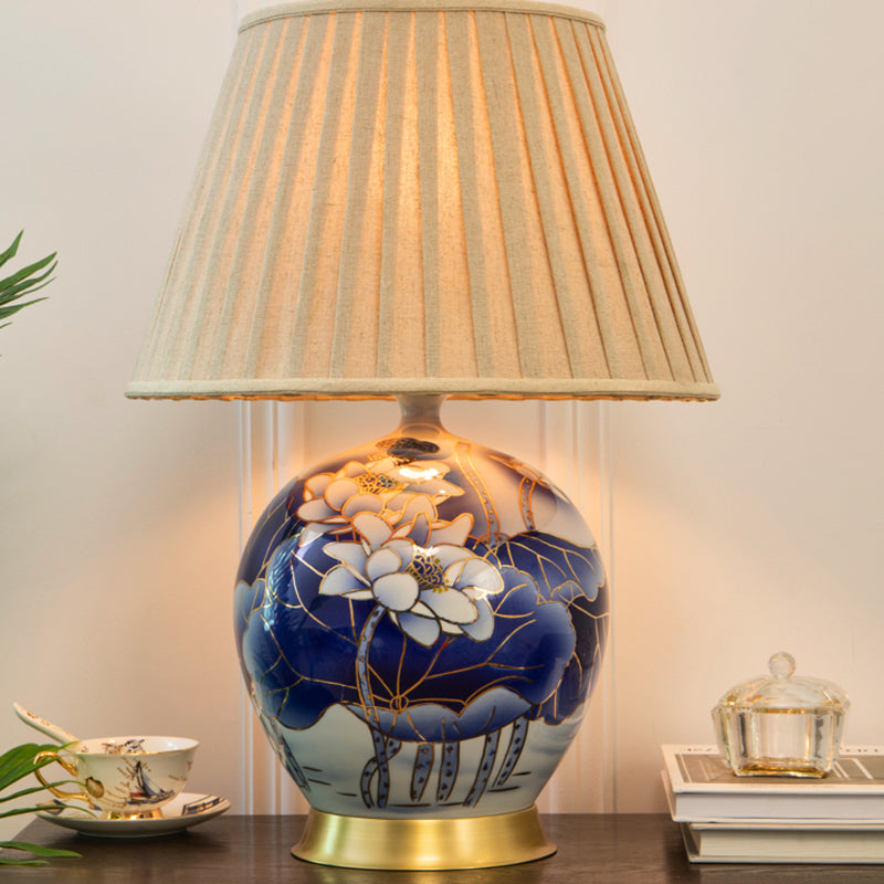 Traditional Vintage Scalloped Round Lotus Flower Fabric Ceramic Metal 1-Light Table Lamp For Living Room