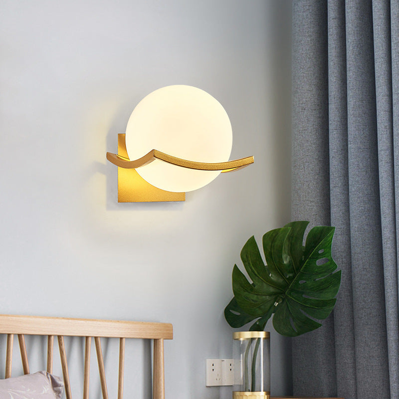 Contemporary Scandinavian Orb Watermarked Glass Hardware 1-Light Wall Sconce Lamp For Living Room