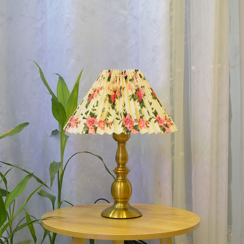 Traditional Vintage Umbrella Round Gourd Fabric Metal 1-Light Table Lamp For Living Room