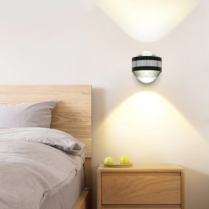 مصباح حائط LED بتصميم كرة بلورية من الألومنيوم بتصميم بسيط وعصري للممر