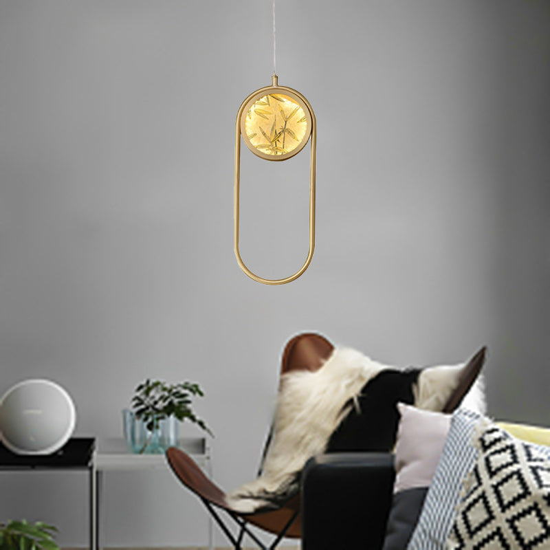 مصباح LED صيني تقليدي دائري مربع بيضاوي الشكل مصنوع من أوراق الخيزران المطلية بالنحاس والزجاج لوضعه بجانب السرير