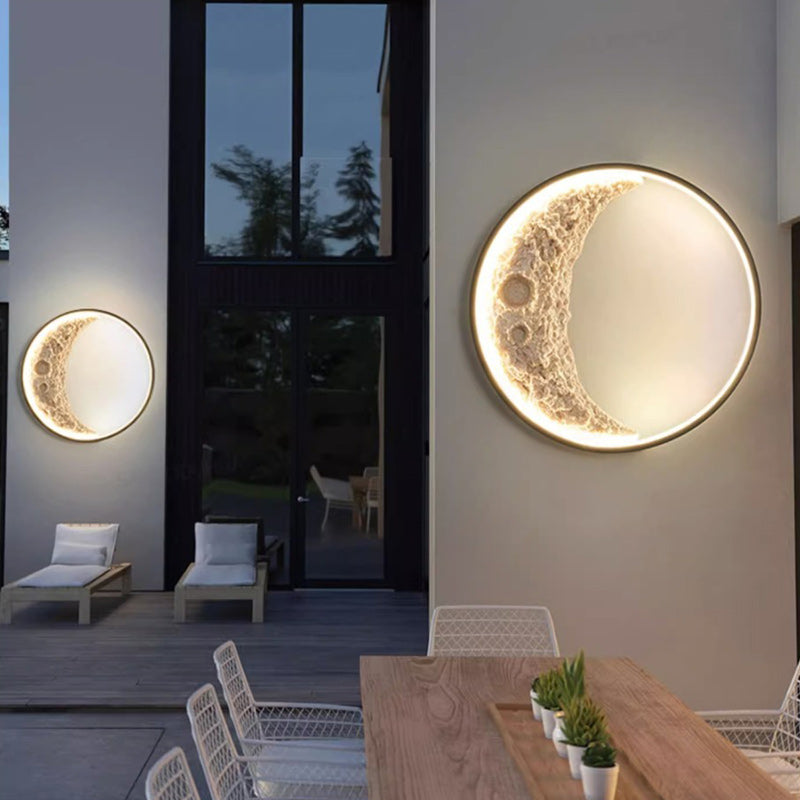 مصباح حائط LED بتصميم دائري على شكل قمر من الراتنج بتصميم آرت ديكو عصري للممر