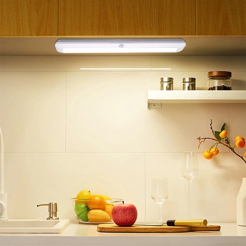 مصباح حائط LED من الأكريليك ABS بتصميم عصري بسيط مزود بمستشعر للجسم وشريط مستطيل قابل لإعادة الشحن مصنوع من مادة ABS وإضاءة ليلية لغرفة النوم