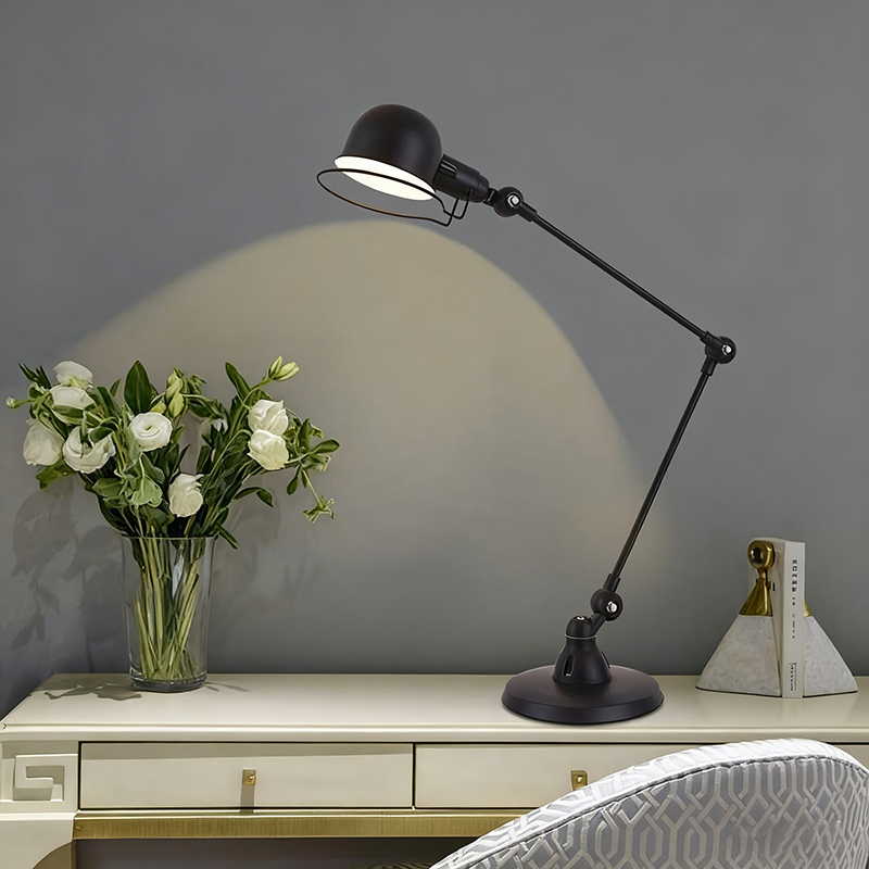 Vintage Industrial Iron Mechanical Long Arm 1-Light Table Lamp