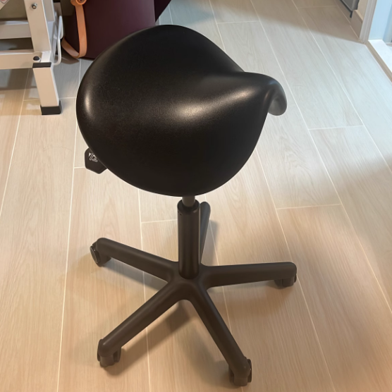 Modern Minimalist Curved PU Leather PVC Electroplate Steel Bar Stool Backless Armless For Dining Room