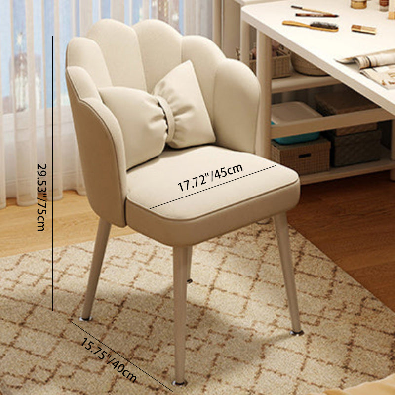 Contemporary Nordic Velvet Upholstered Vanity Stool Scallop-shaped Backrest For Bedroom