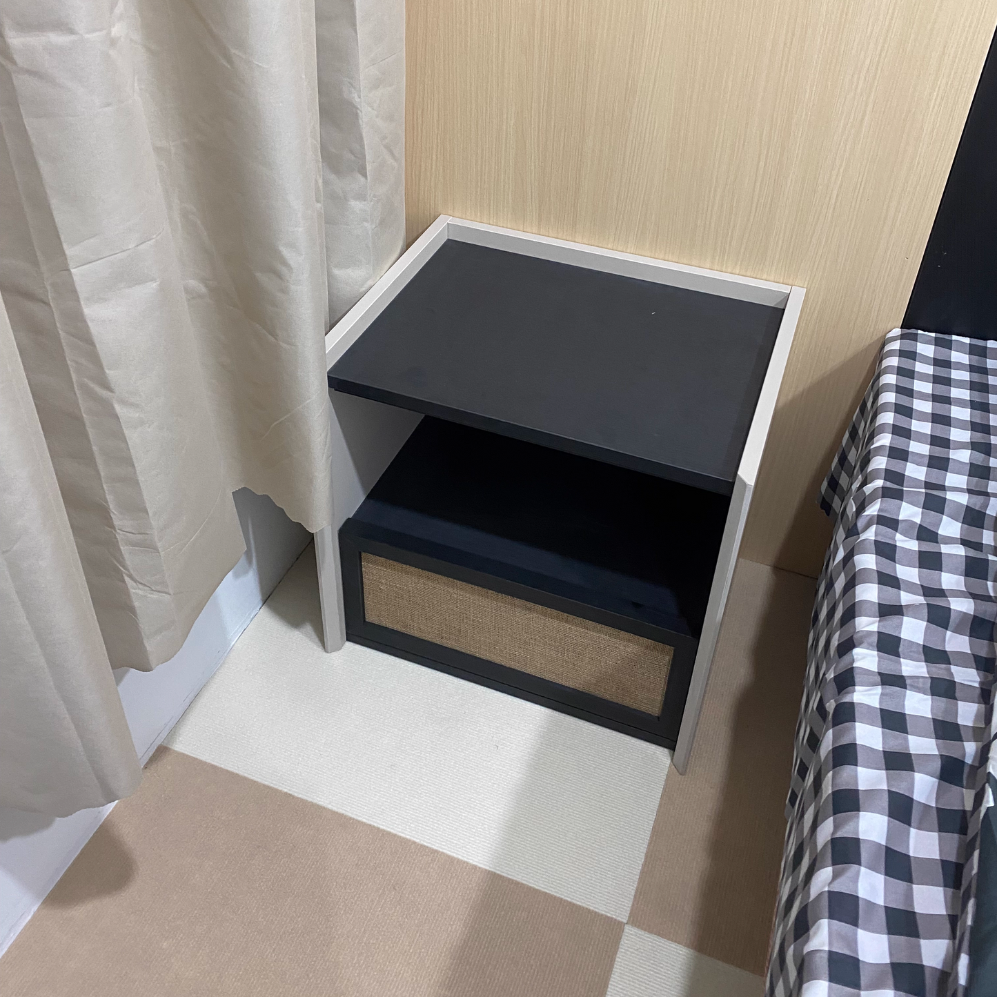 Contemporary Nordic Wood Square Nightstand With 1-Drawer Storage For Bedroom & Living Room