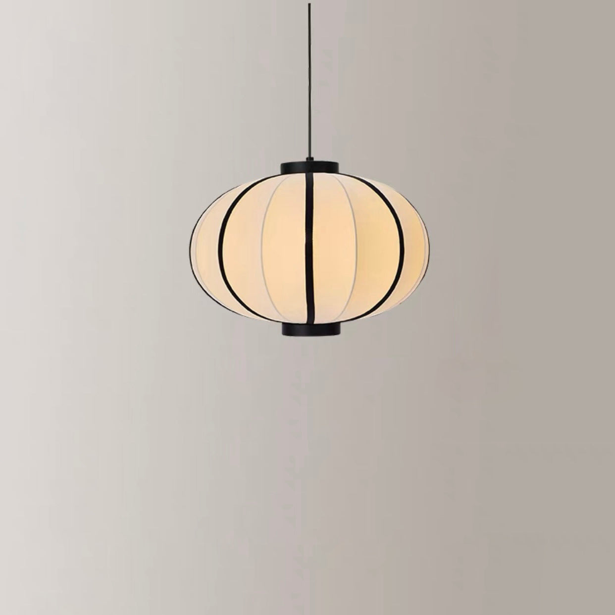 Traditional Chinese Fabric Lantern Iron Frame 1-Light Pendant Light For Living Room