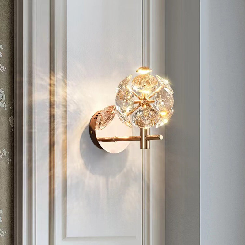 مصباح حائط LED بتصميم كرة بلورية فاخرة معاصرة لغرفة المعيشة