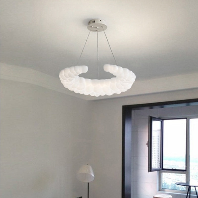 ثريا LED بلاستيكية حديدية على شكل قمر بتصميم عصري بسيط لغرفة المعيشة