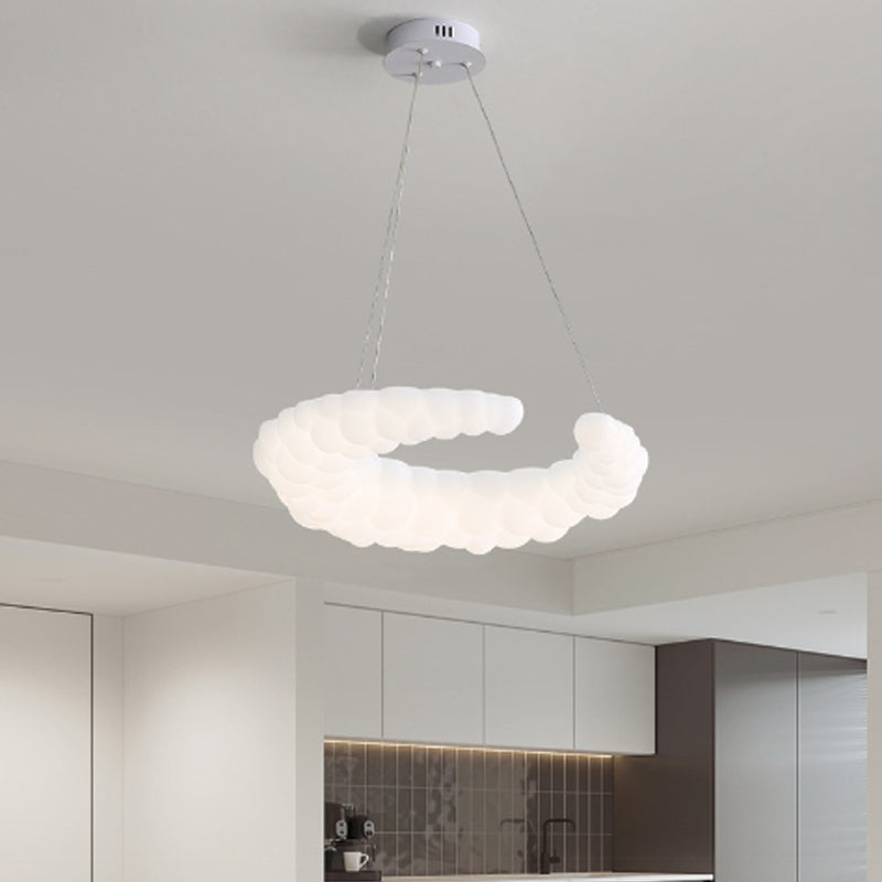 ثريا LED بلاستيكية حديدية على شكل قمر بتصميم عصري بسيط لغرفة المعيشة