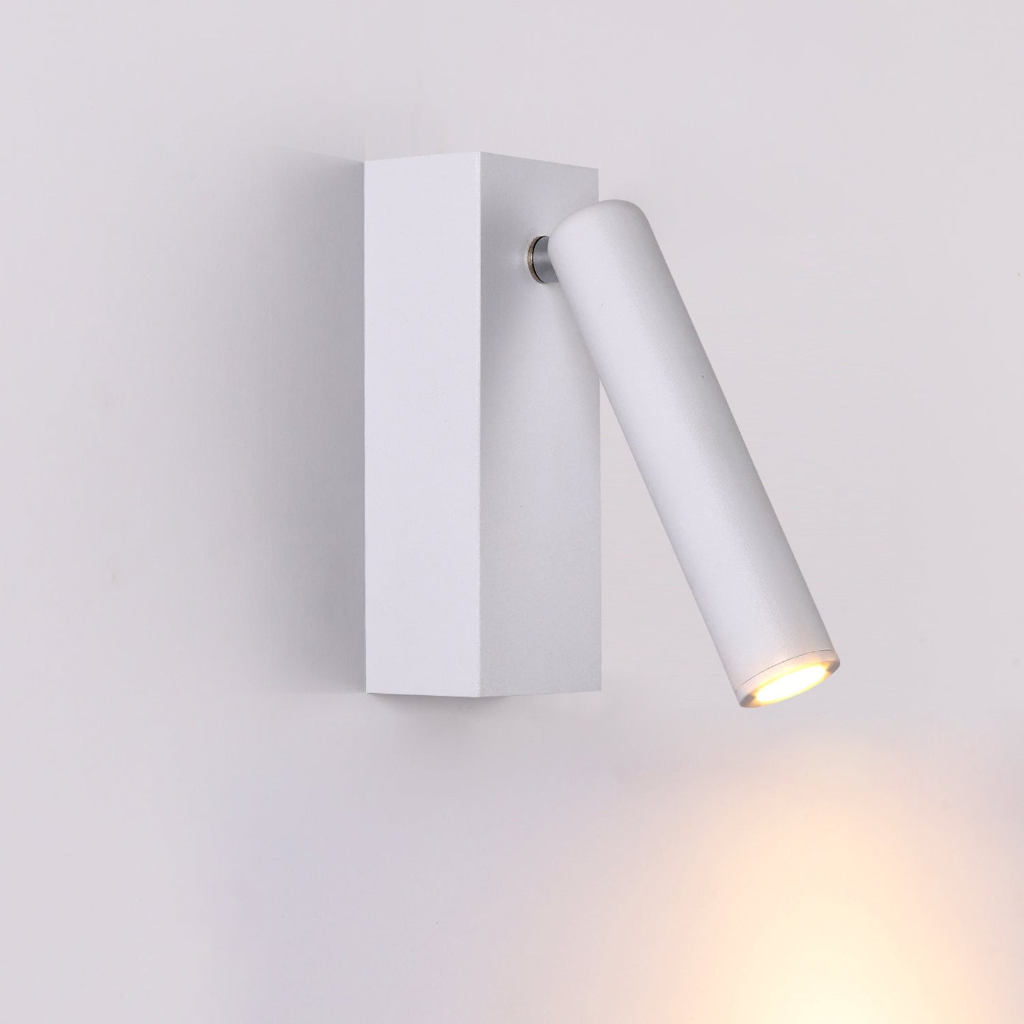 مصباح حائط LED دوار من الألومنيوم بتصميم عصري بسيط