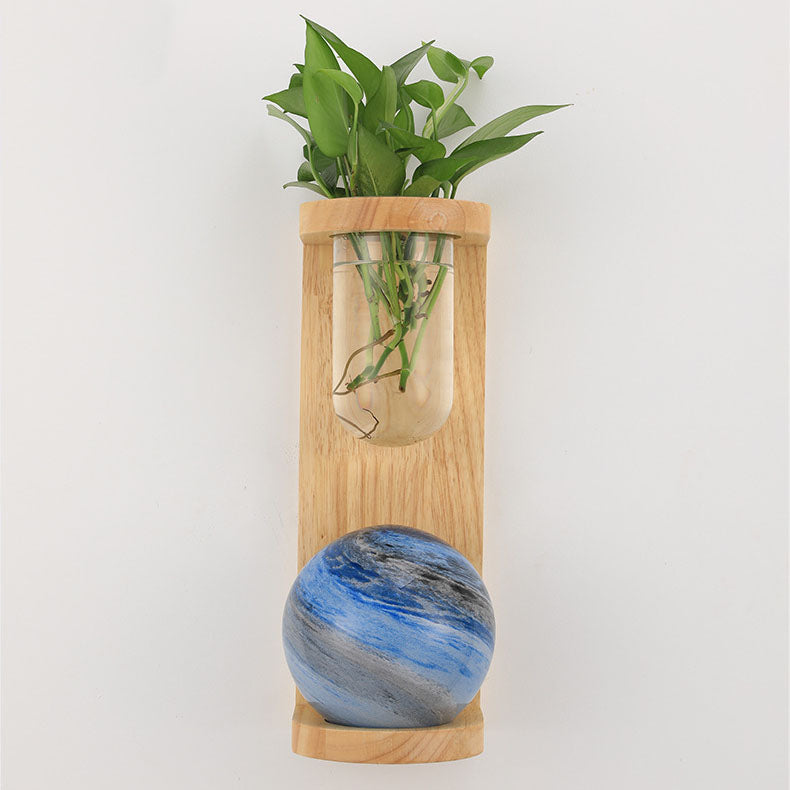 مصباح حائطي من Nordic Glass Planet بقاعدة نباتية بضوء واحد