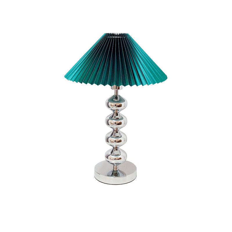Modern Light Luxury Simple Wrought Iron Pleats 1-Light Table Lamp