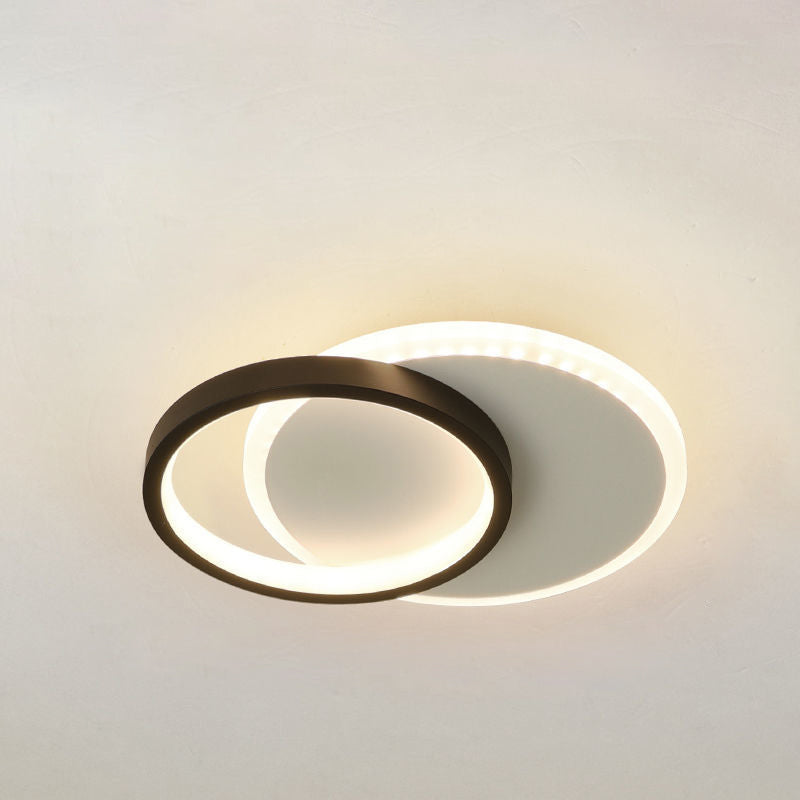 مصباح سقف LED معدني هندسي معاصر من الحديد بتصميم اسكندنافي، يُثبّت في الردهة
