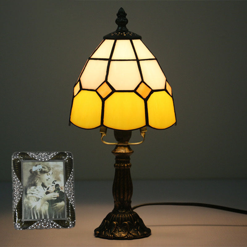 European Style Tiffany Cone Stained Glass 1-Light Table Lamp
