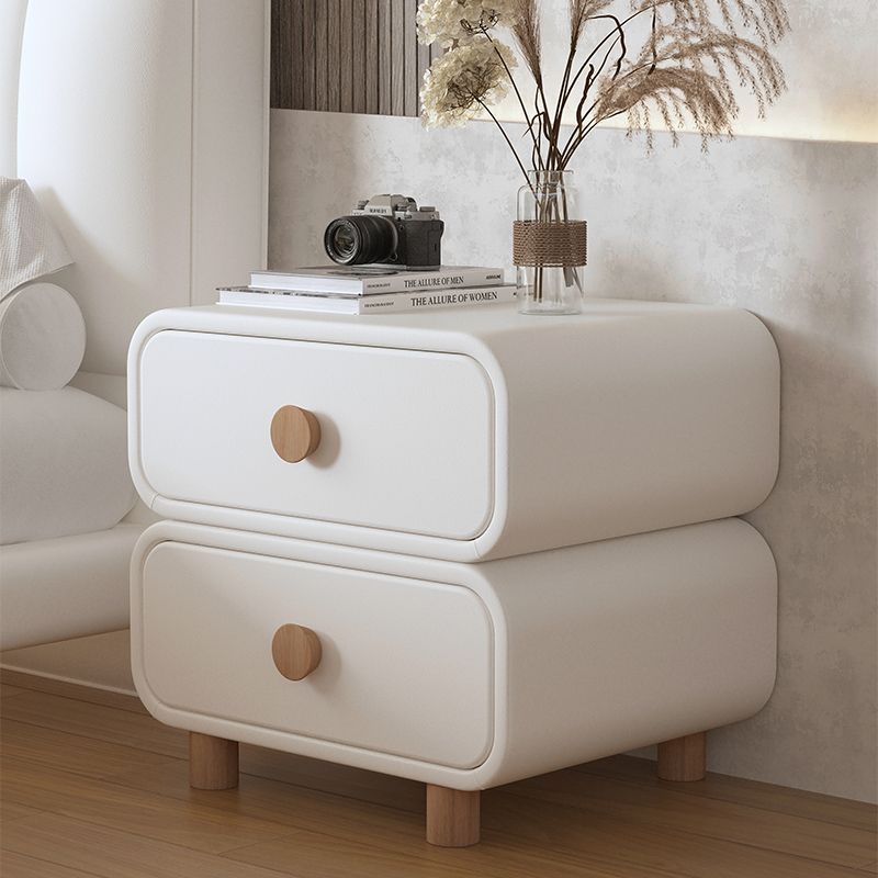 Modern Minimalist Rectangular Medium Density Fiberboard Cat-Scratch-Resistant Leather Solid Wood Nightstand 2-Drawer For Bedroom