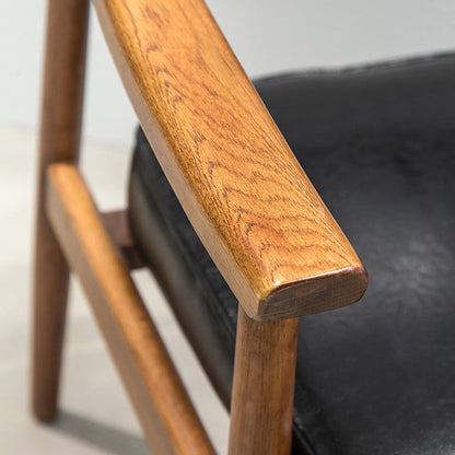 Contemporary Nordic Rectangular PU Leather Oak Dining Chair Backrest Arm For Dining Room