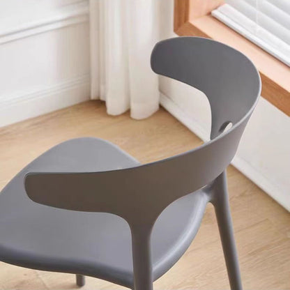 Modern Minimalist Curved PP Dining Chair Backrest Armless For Dining Room