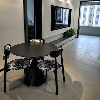 Modern Minimalist Round Solid Multi-Layer Plate Carbon Steel Dining Table for 4 Seats