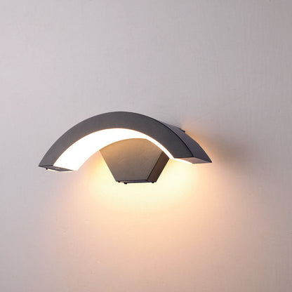 Contemporary Industrial Waterproof Human Sensor Aluminum Moon Shape LED Wall Sconce Lamp For Outdoor Patio