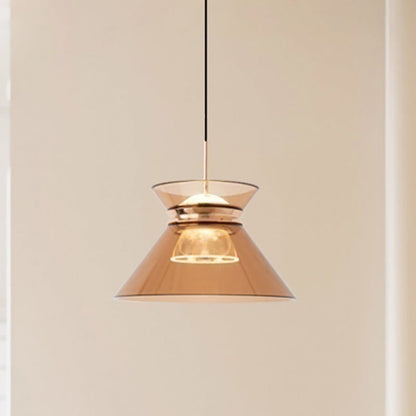 مصباح LED بتصميم الساعة الرملية المدبب المصنوع من الألومنيوم والأكريليك بتصميم بسيط وعصري لوضعه بجانب السرير 