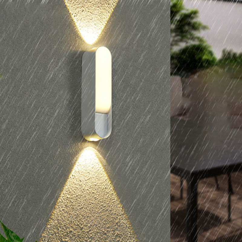 مصباح جداري خارجي LED بيضاوي الشكل مصنوع من الألومنيوم والأكريليك ومقاوم للماء بتصميم عصري بسيط للحديقة 