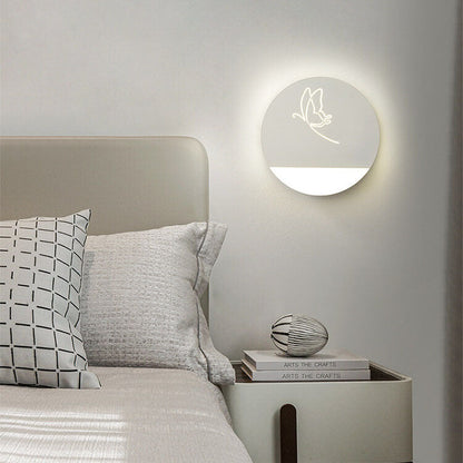 مصباح حائط LED دائري من الأكريليك بتصميم فراشة على شكل برسيم بأربع أوراق إبداعي من نورديك 