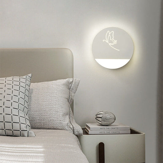 مصباح حائط LED دائري من الأكريليك بتصميم فراشة على شكل برسيم بأربع أوراق إبداعي من نورديك 