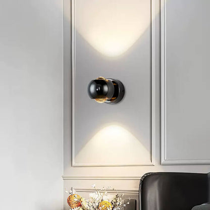 Modern Creative Iron Ball LED Wall Sconce Lamp For Living Room