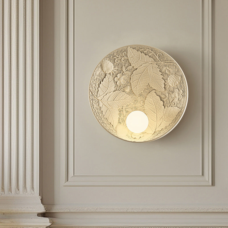 Traditional Vintage Carved Round Disc Resin 1-Light Wall Sconce Lamp For Bedroom
