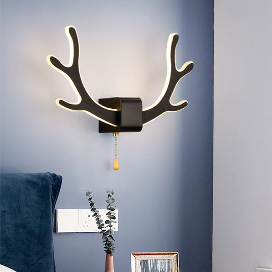 مصباح حائط LED بتصميم عصري من الأكريليك بتصميم إبداعي على شكل قرن الغزال 