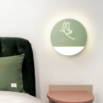 مصباح حائط LED دائري من الأكريليك بتصميم فراشة على شكل برسيم بأربع أوراق إبداعي من نورديك 