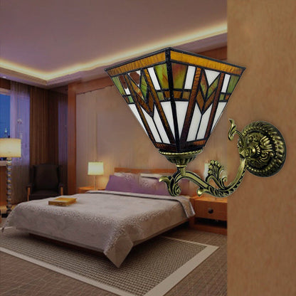 Traditional Tiffany Stained Glass Geometric Pyramid Shade 1-Light Wall Sconce Lamp For Bedroom