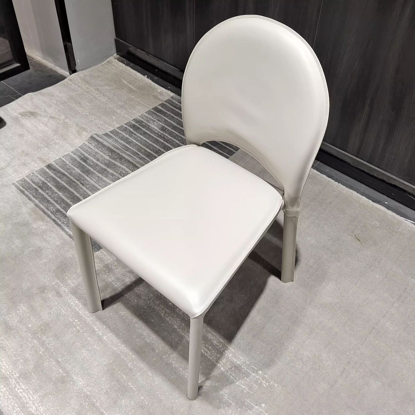 Modern Minimalist Saddle Saddle Leather Carbon Steel Sponge Square Elliptical Dining Chair Backrest For Dining Room