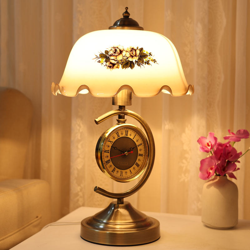 Traditional Vintage Dome Petal Clock Hardware Glass 1-Light Table Lamp For Bedroom