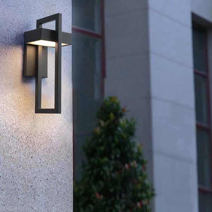 مصباح حائط LED مقاوم للماء مصنوع من الفولاذ المقاوم للصدأ بإطار هندسي عصري بسيط للفناء الخارجي 