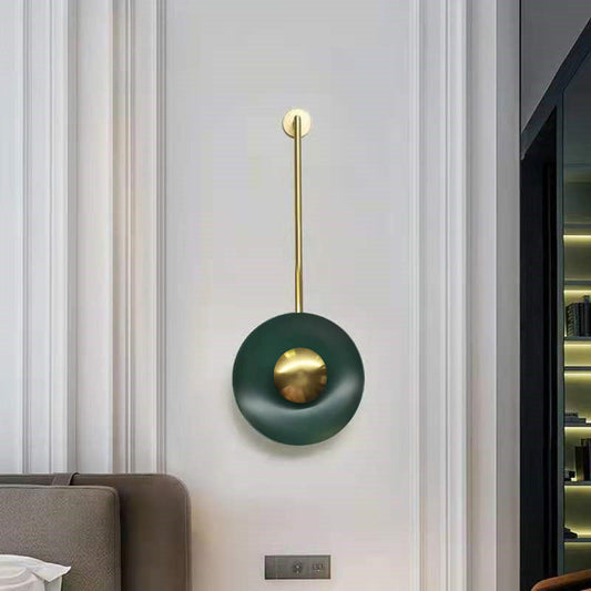 مصباح حائط LED دائري طويل باللون الأخضر الداكن بتصميم عصري بسيط 